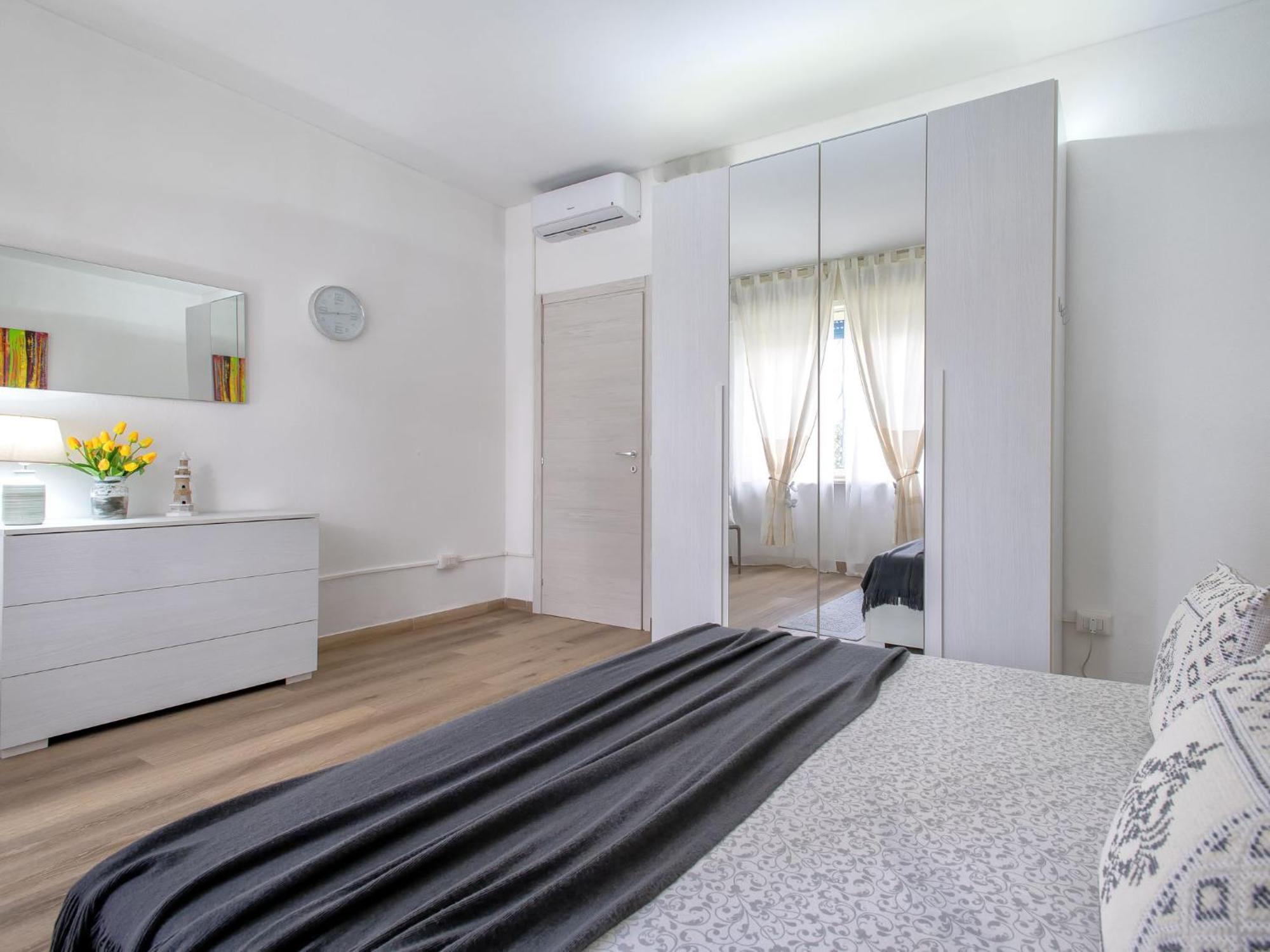 Lorenas'home By Interhome Apartment Olbia