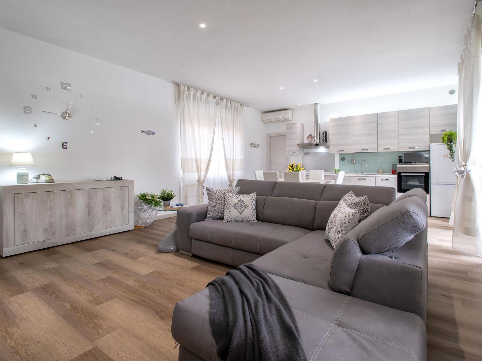 Lorenas'home By Interhome Olbia